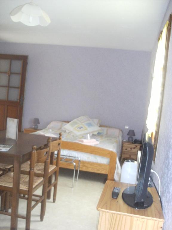 Les Confins Du Perche Hotel Tuffé Kamer foto